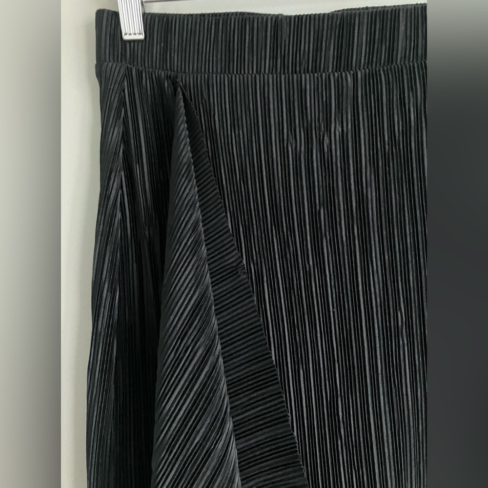 ALFANI Black, Blush & Ivory Asymmetrical Wrap Detail Pleated Midi Skirt Size S - Picture 2 of 9